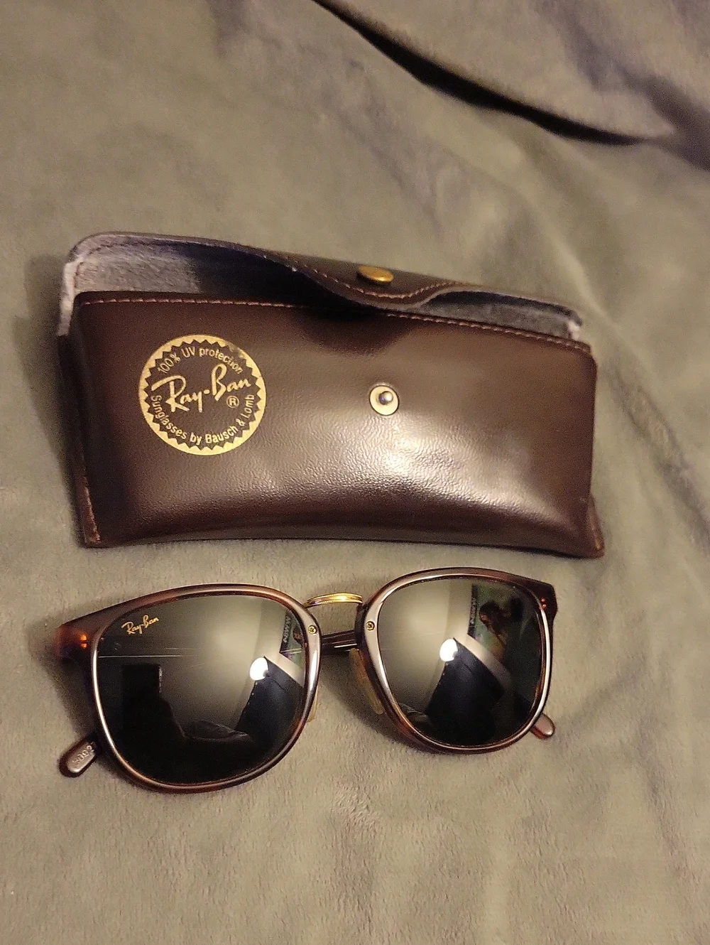 Ray-Ban Brown Tortoise Frame Sunglasses with Gold Accents